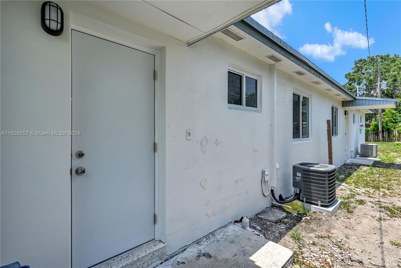 AVOCADO PARK - Residential Income