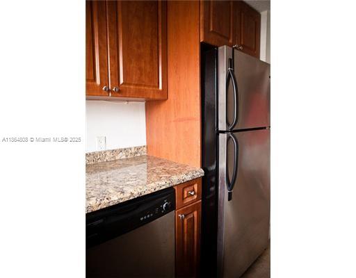 MOFFETT PLACE CONDO - Residential Lease