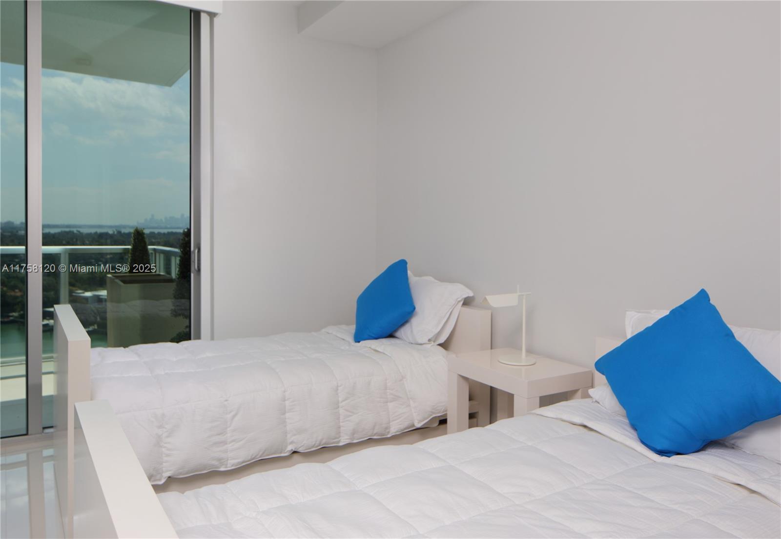 EDEN HOUSE CONDO - Residential Lease