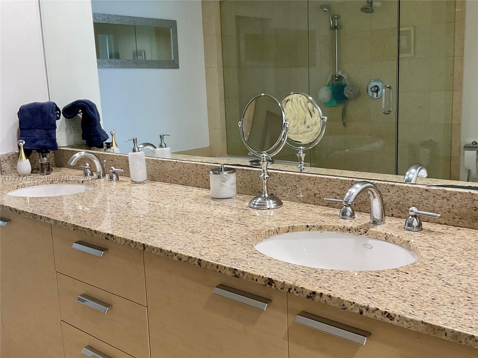 BEACH CLUB CONDO - Residential Lease