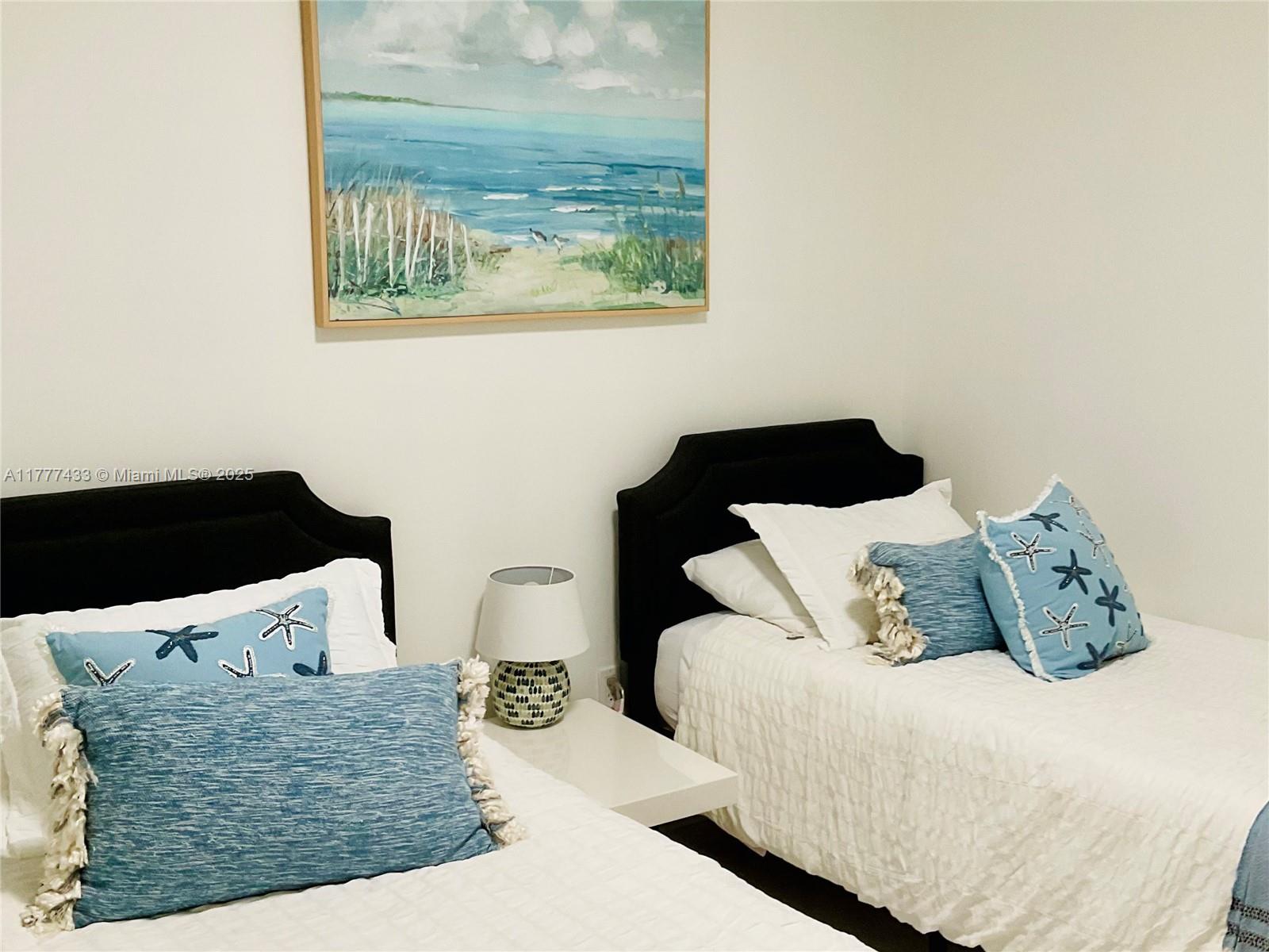 BEACH CLUB CONDO - Residential Lease