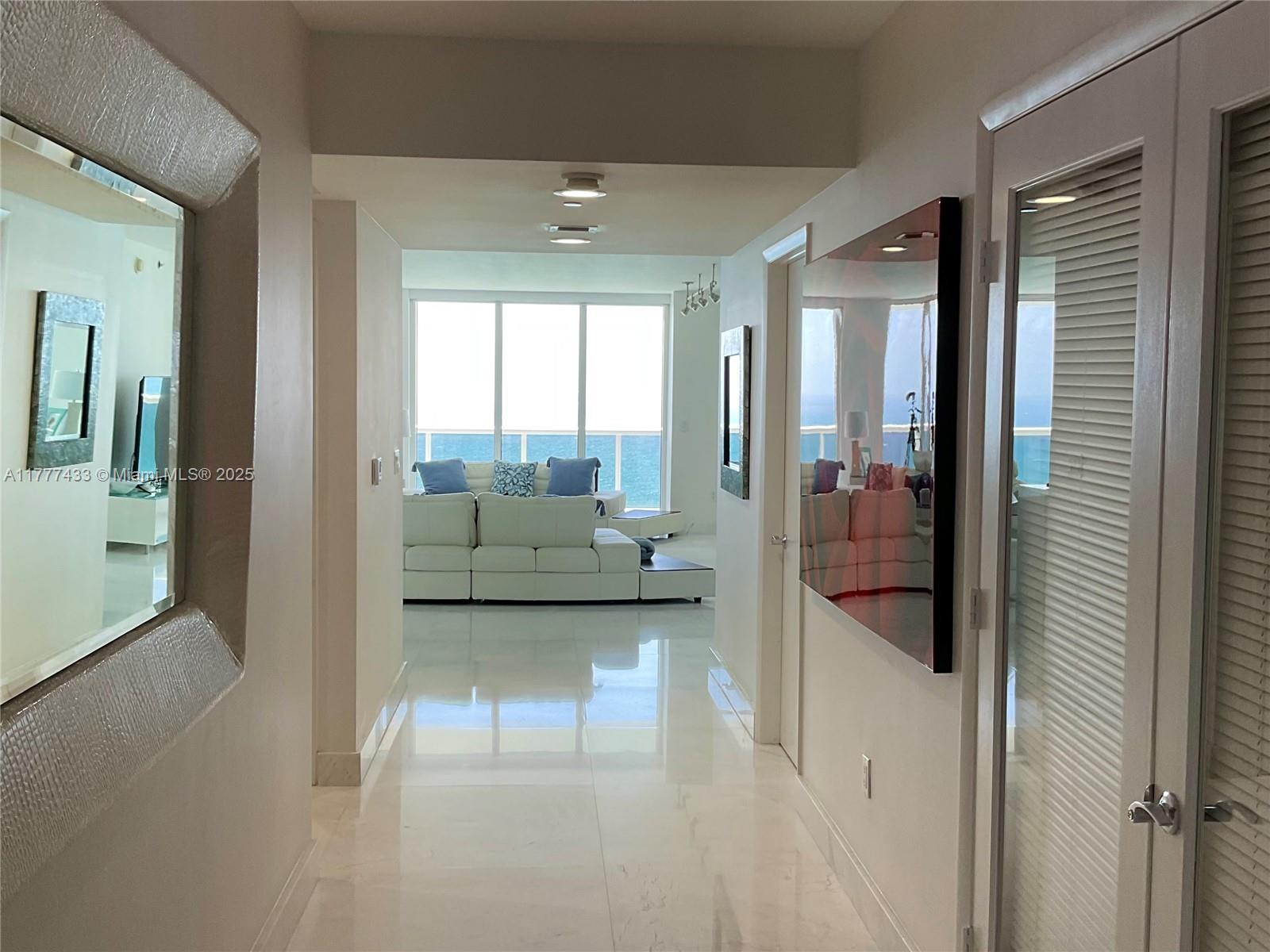 BEACH CLUB CONDO - Residential Lease