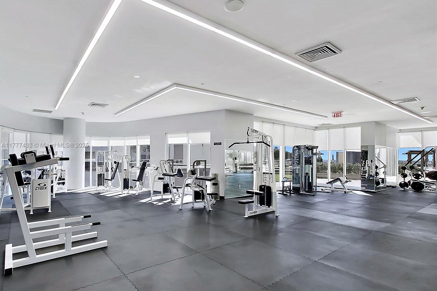 BEACH CLUB CONDO - Residential Lease