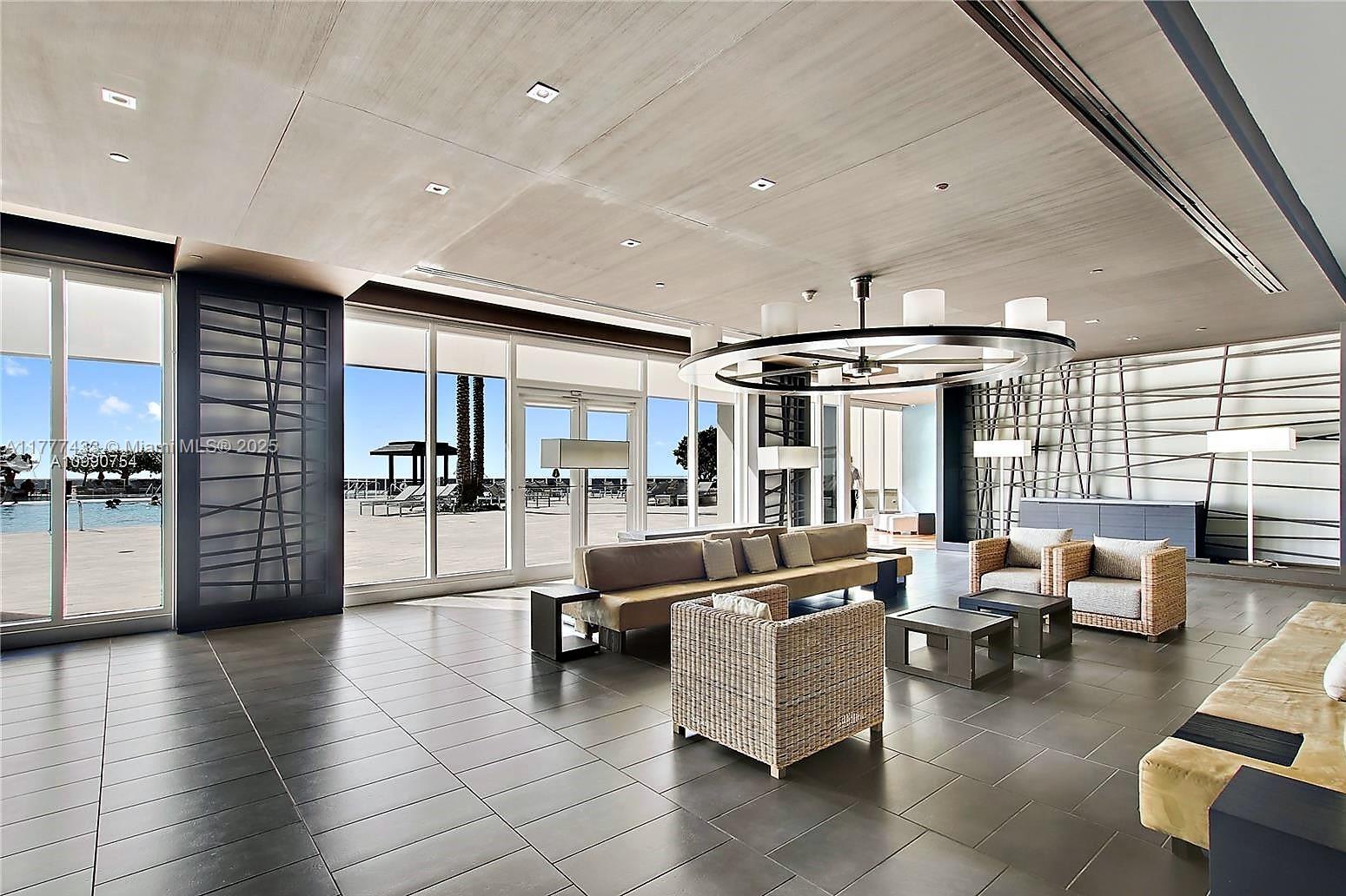 BEACH CLUB CONDO - Residential Lease