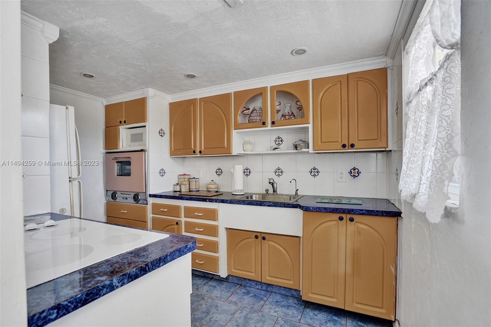 MARINE TERRACE CO-OP - Residential