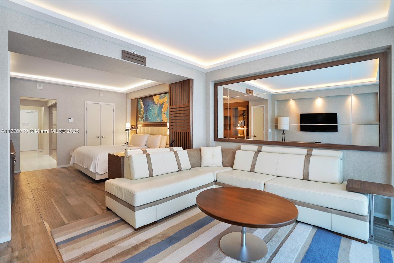 551 N Fort Lauderdale Beach Blvd R1806