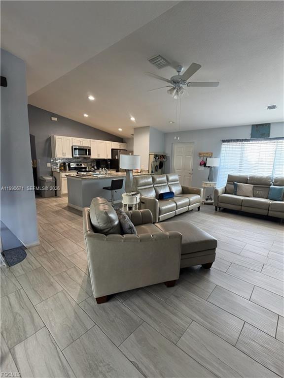 Port Labelle - Residential