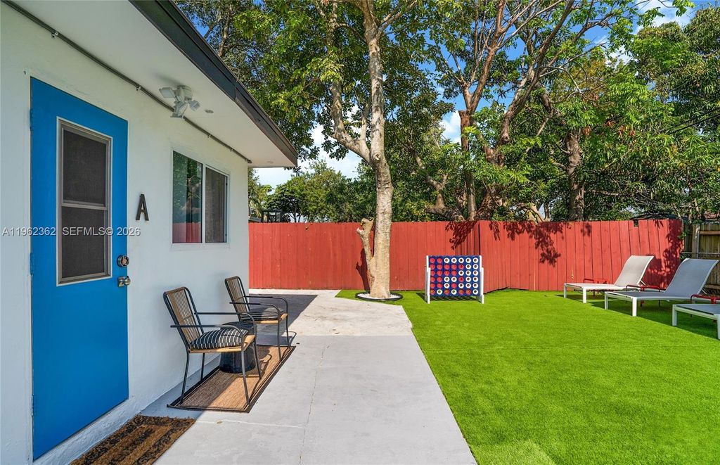 Photo of 919 NW 13th St, Fort Lauderdale, FL 33311 (MLS # A11962362)