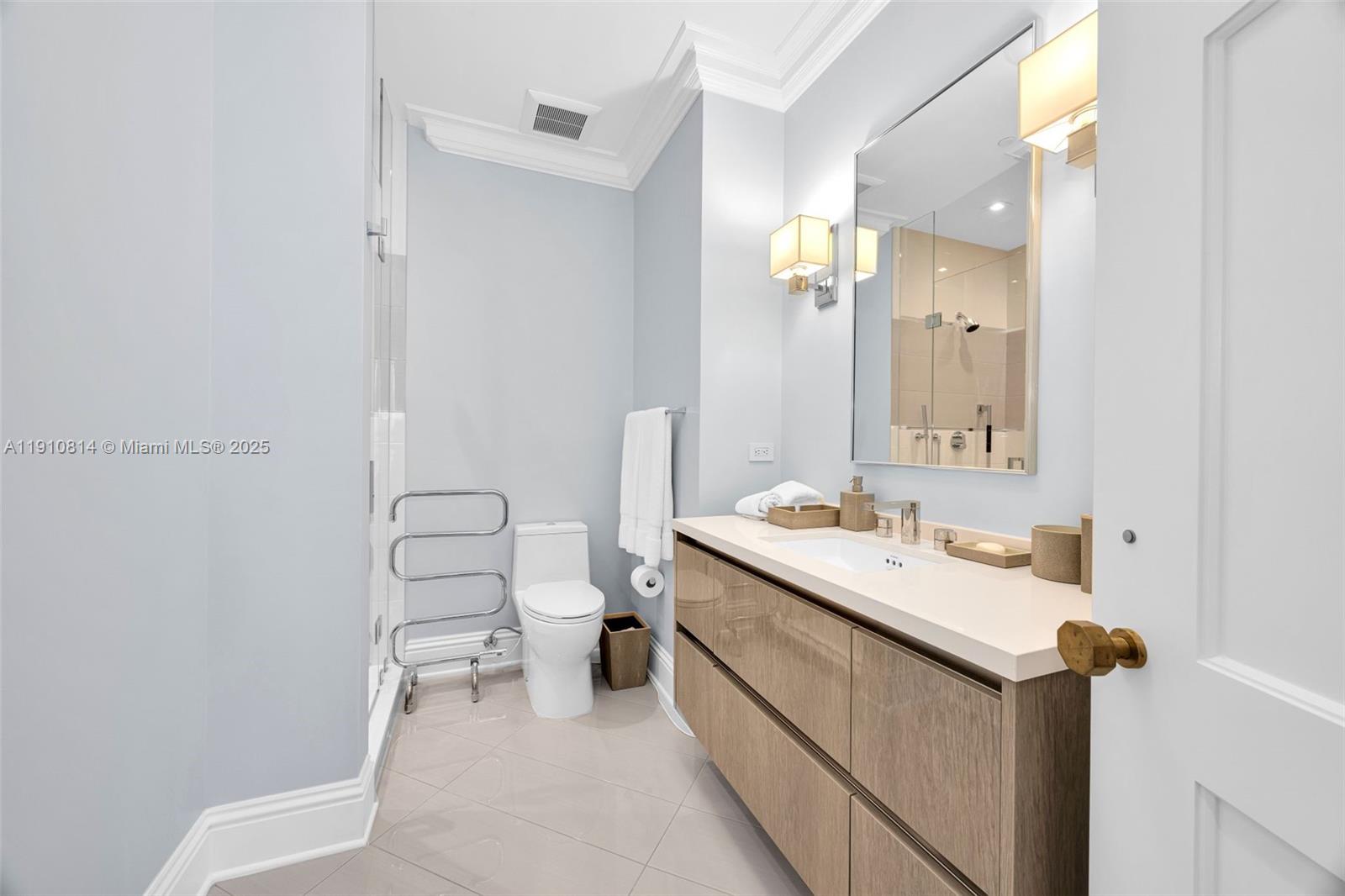 THE GABLES CONDO - Residential