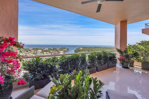 Photo of 10 Edgewater Dr #PH-C, Coral Gables, FL 33133 (MLS # A11910814)