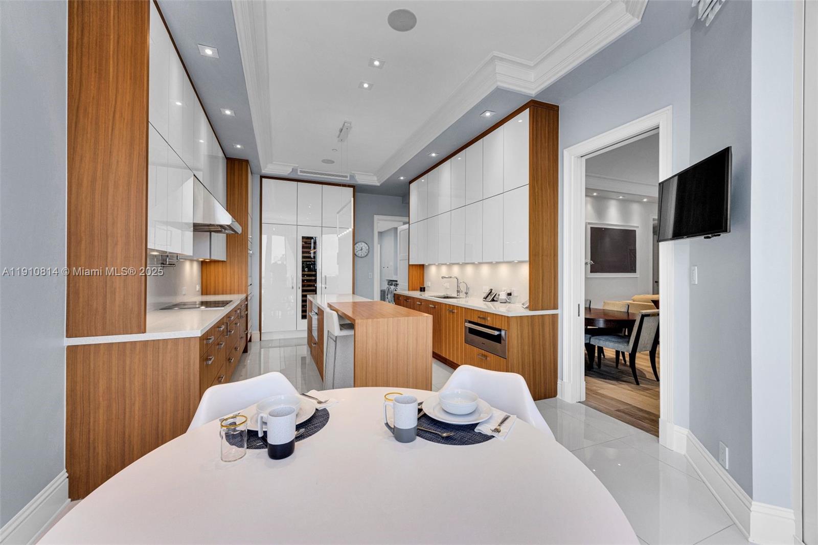 THE GABLES CONDO - Residential