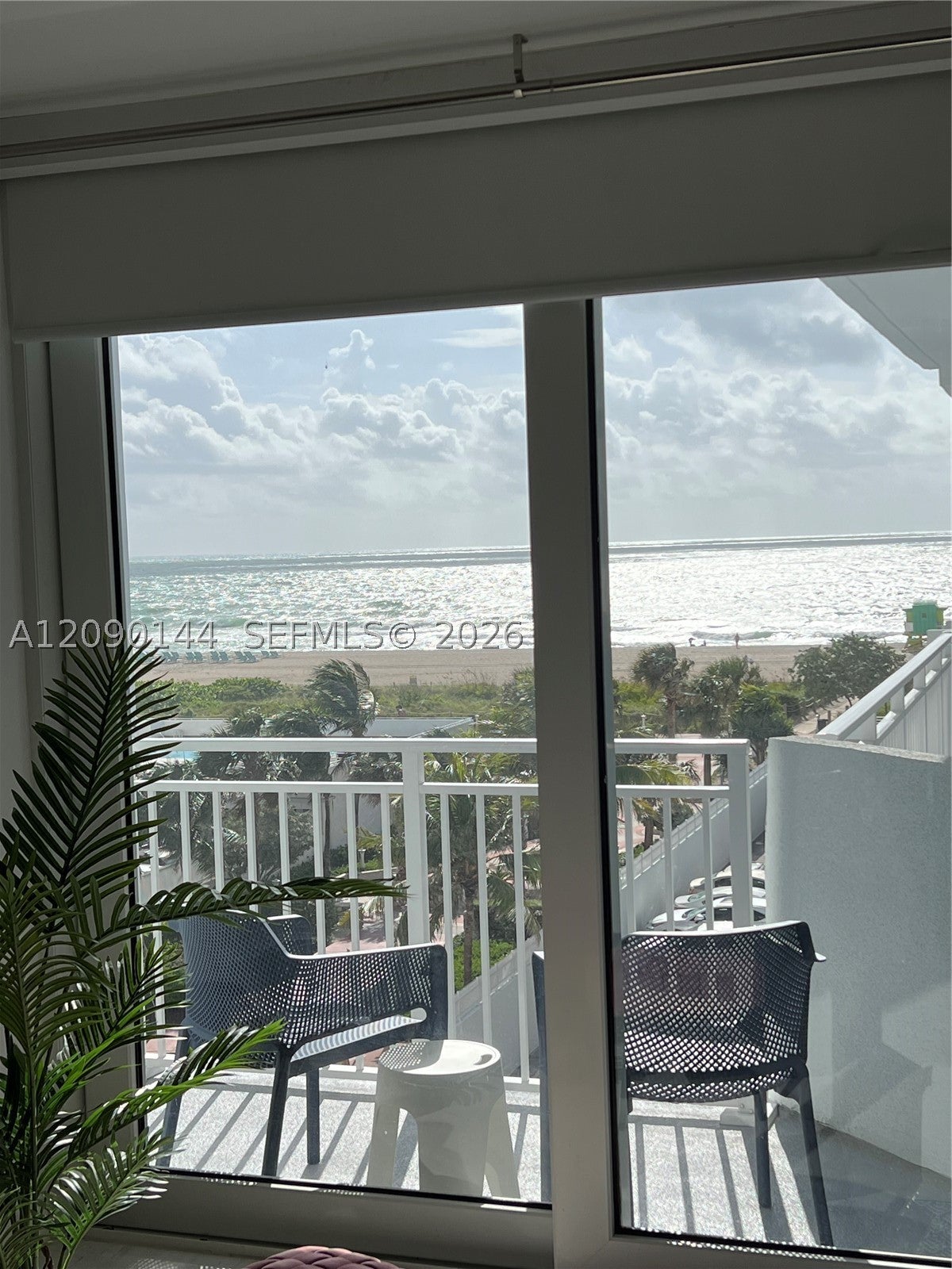 345 Ocean Dr 525