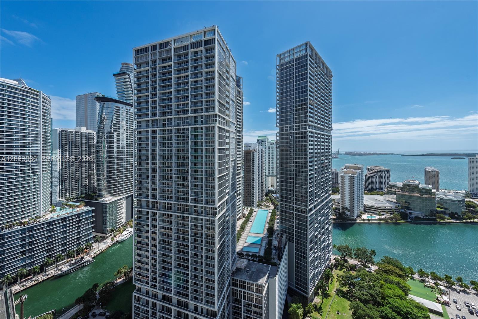 500 Brickell Ave 3802