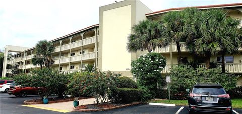Condominium in Coconut Creek FL 1501 Cayman Way Way.jpg