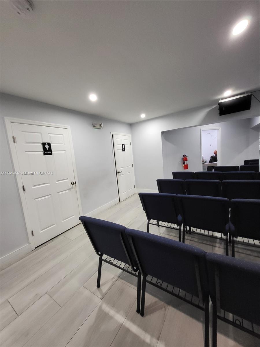 730 NE 18th Ave