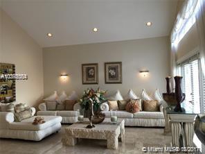 West Lake Village 146-29 - Residential