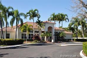 West Lake Village 146-29 - Residential