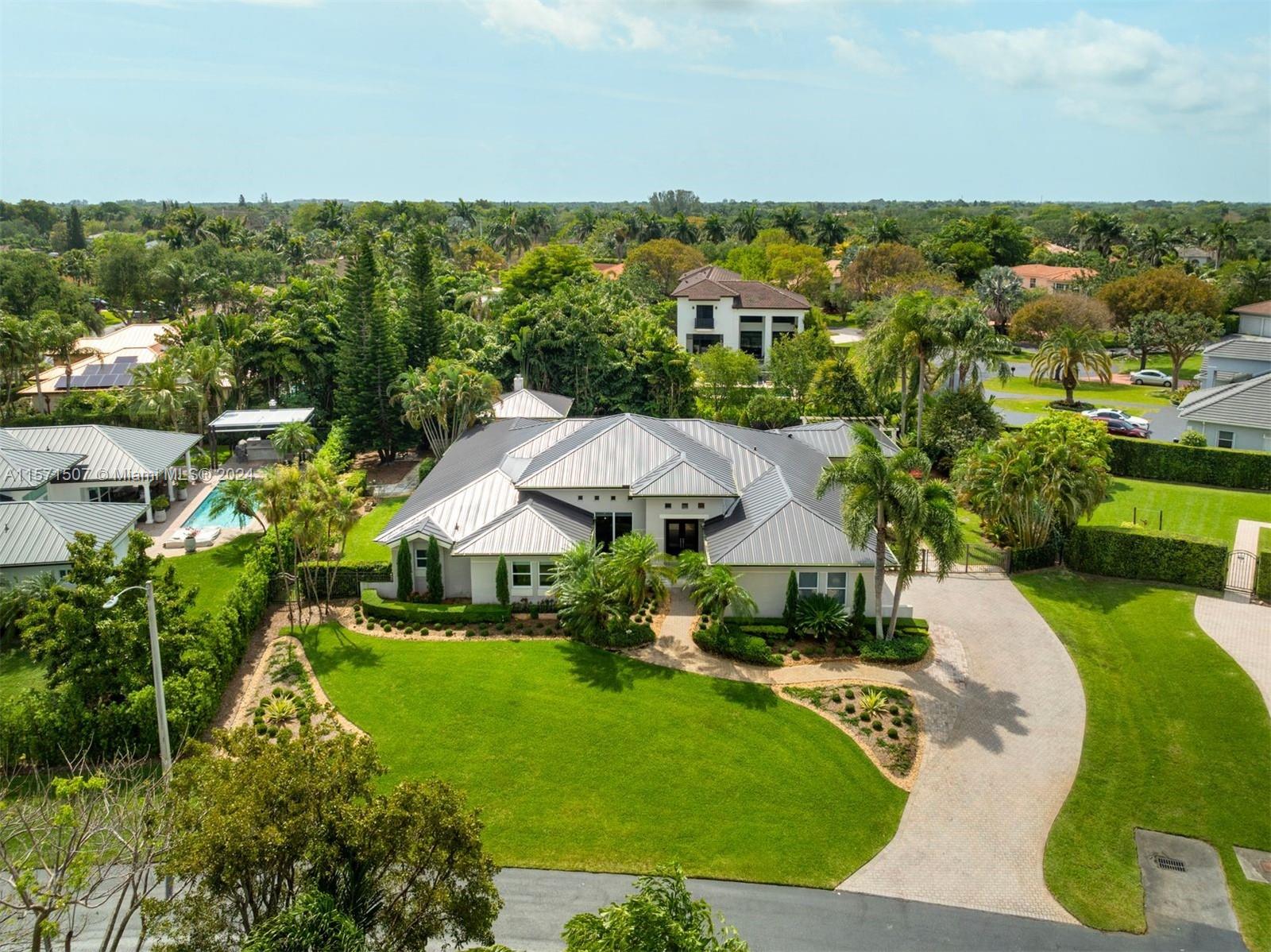 FLAMINGO GARDENS ESTATES - Residential