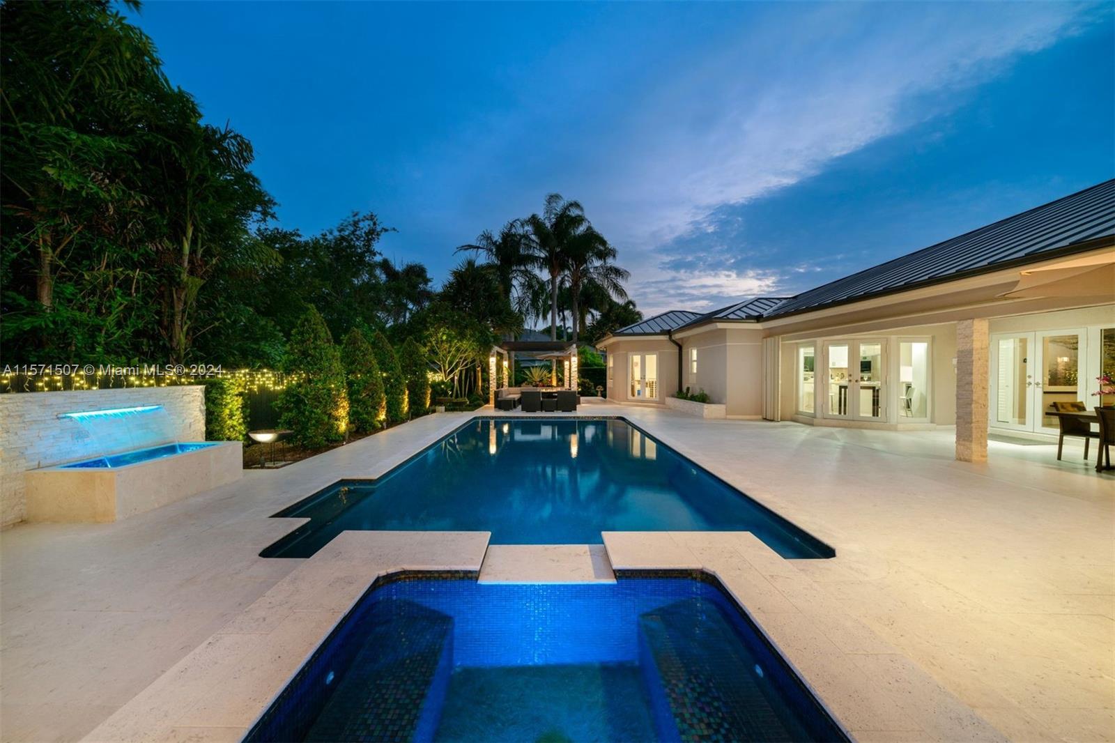 FLAMINGO GARDENS ESTATES - Residential