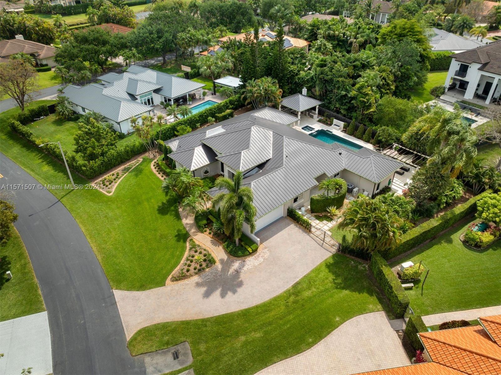 FLAMINGO GARDENS ESTATES - Residential