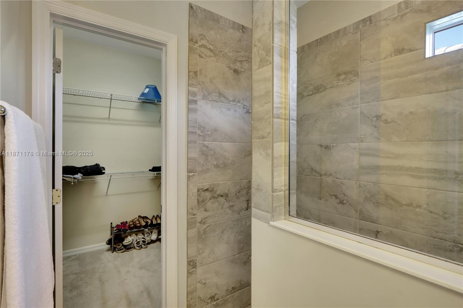 HILLCREST COUNTRY CLUB NO - Residential