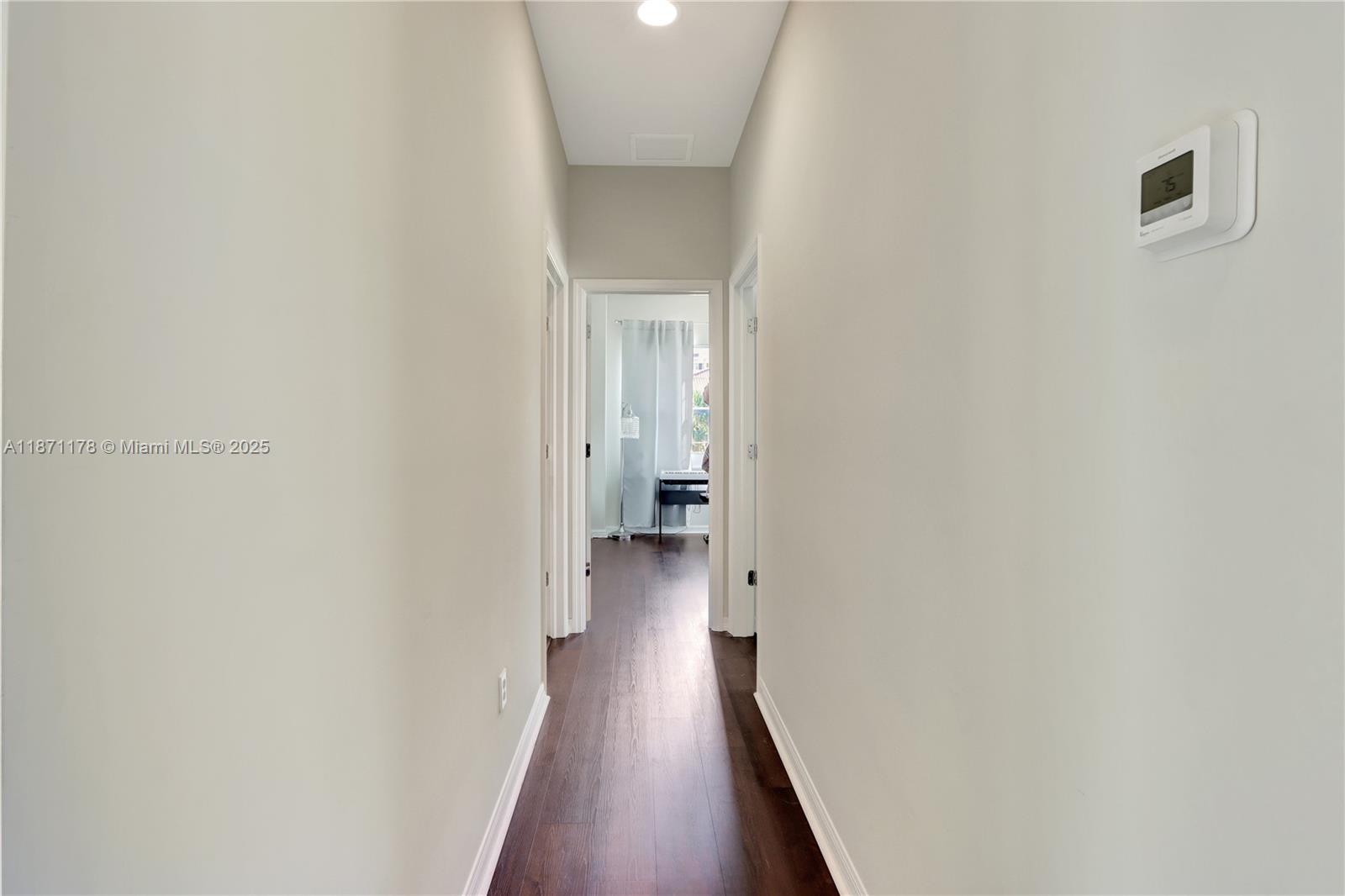 HILLCREST COUNTRY CLUB NO - Residential