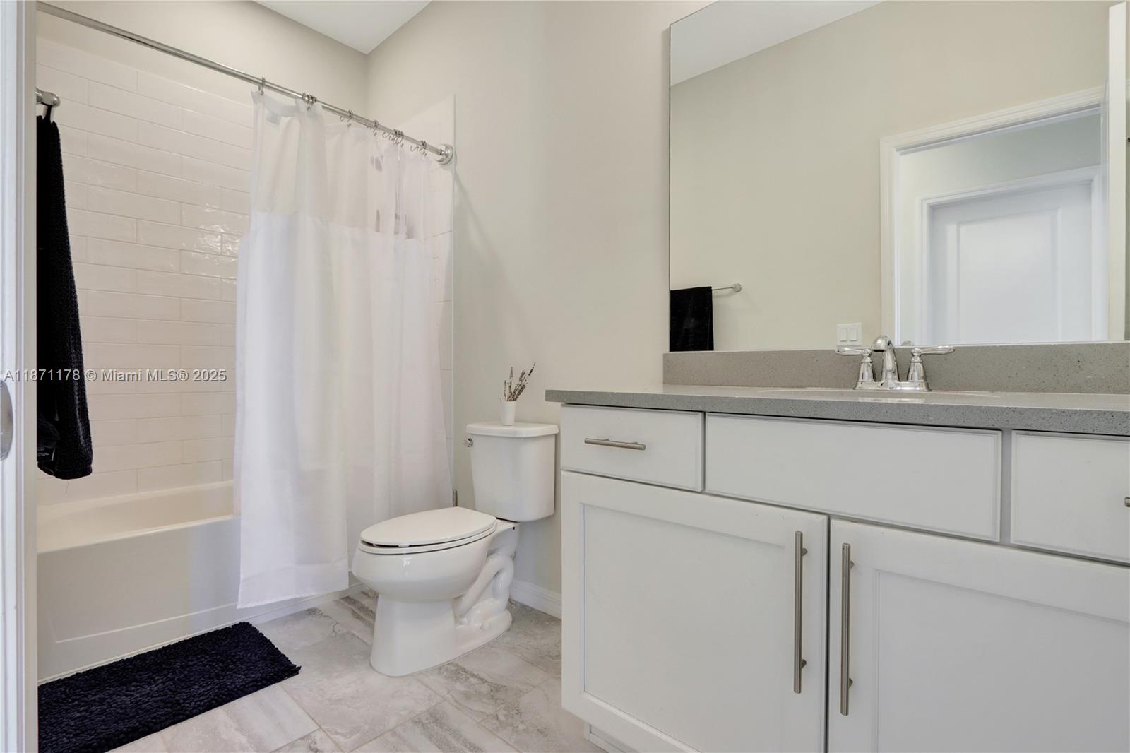 HILLCREST COUNTRY CLUB NO - Residential