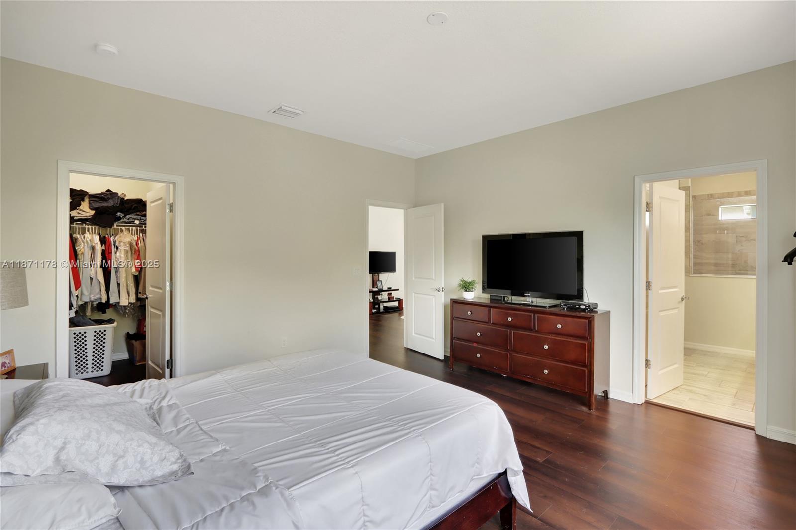 HILLCREST COUNTRY CLUB NO - Residential