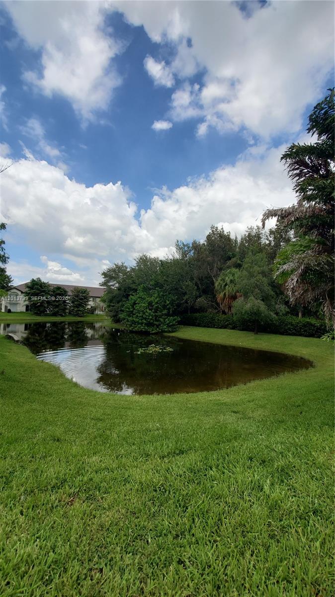 IBIS VILLAS AT DORAL COND - Residential Lease