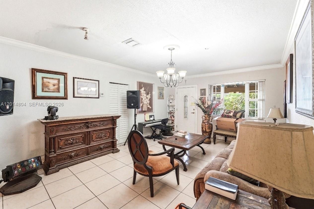 FLAGLER LAWN - Residential