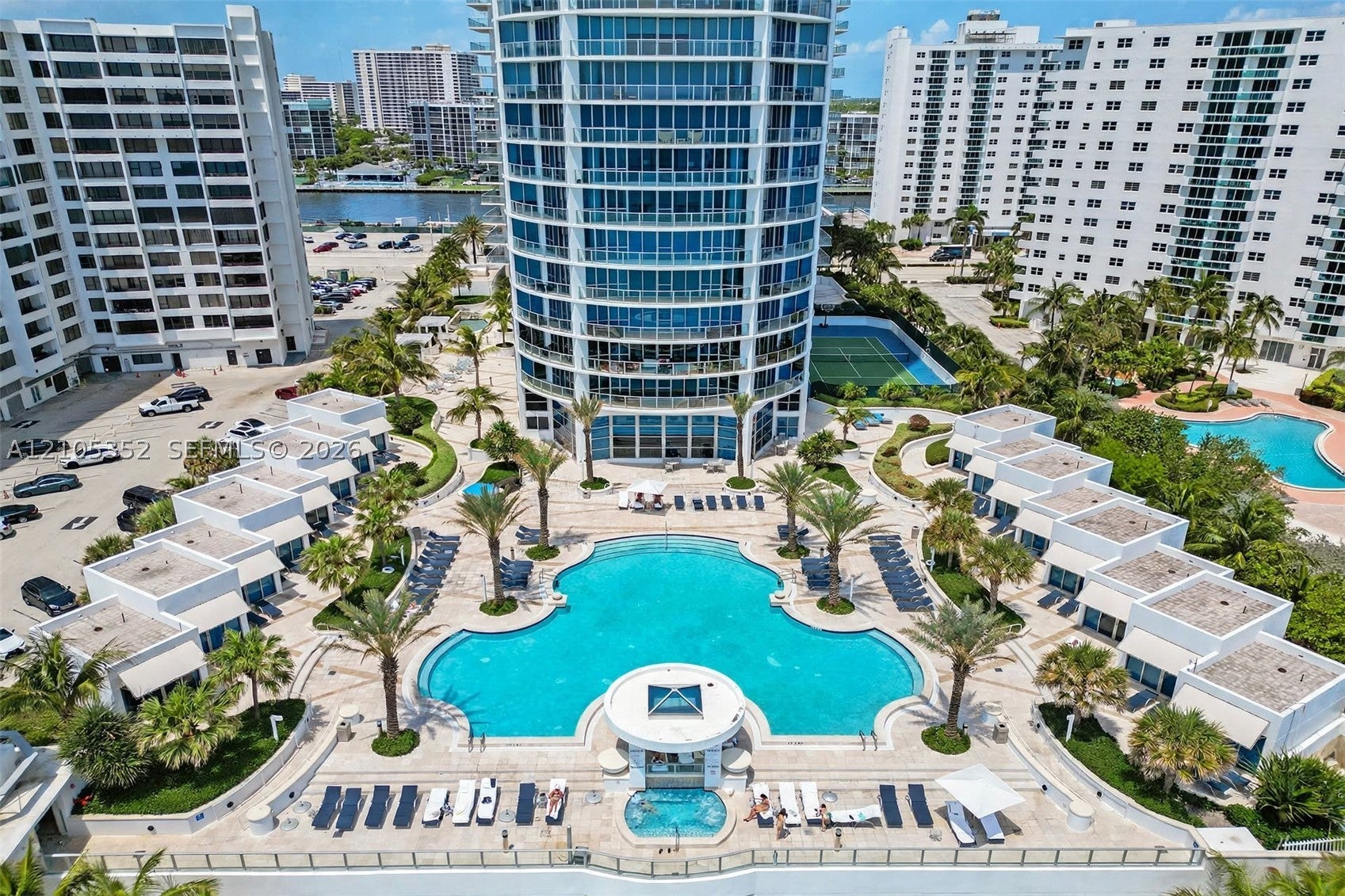 3101 S Ocean Dr PH8