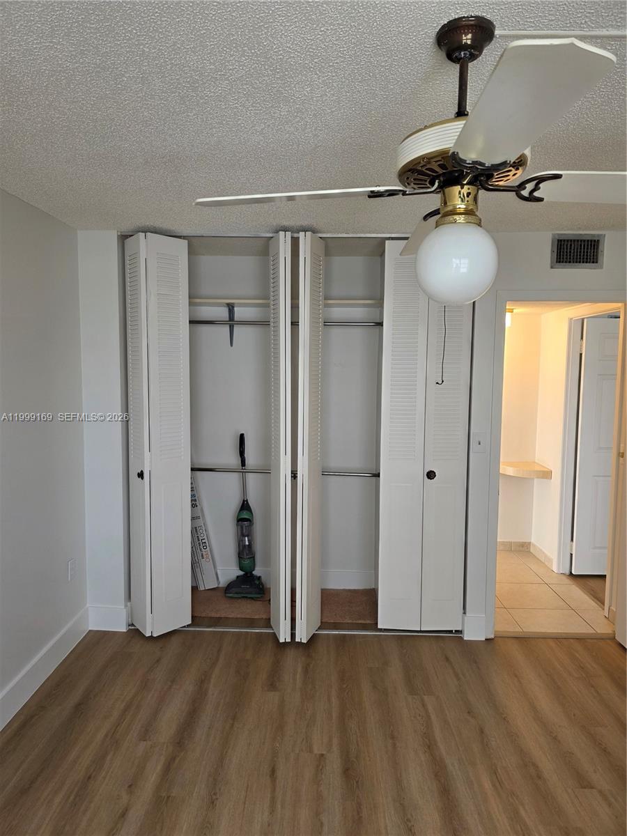 COMMODORE PLAZA CONDO - Residential