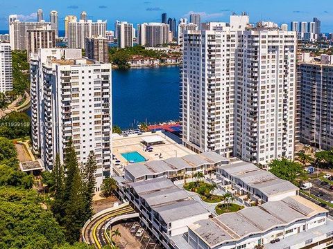 Photo of 2780 NE 183rd St #1802, Aventura, FL 33160 (MLS # A11999169)