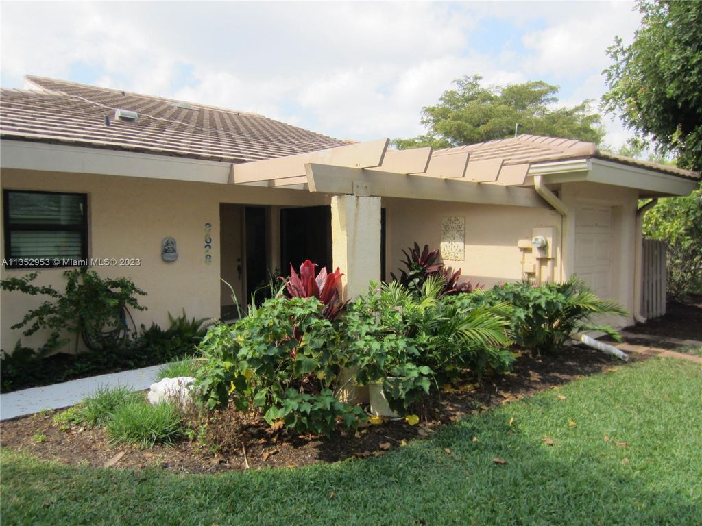Photo of 3628 Freshwater Dr, Jupiter, FL 33477 (MLS # A11352953)