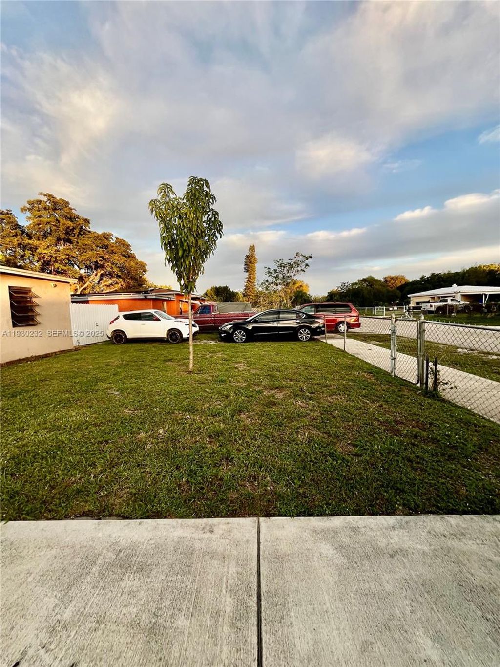 Photo of 1643 NW 12th Ct, Fort Lauderdale, FL 33311 (MLS # A11930232)