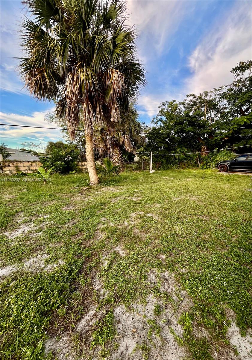 LAUDERDALE MANORS AMD PLA - Residential