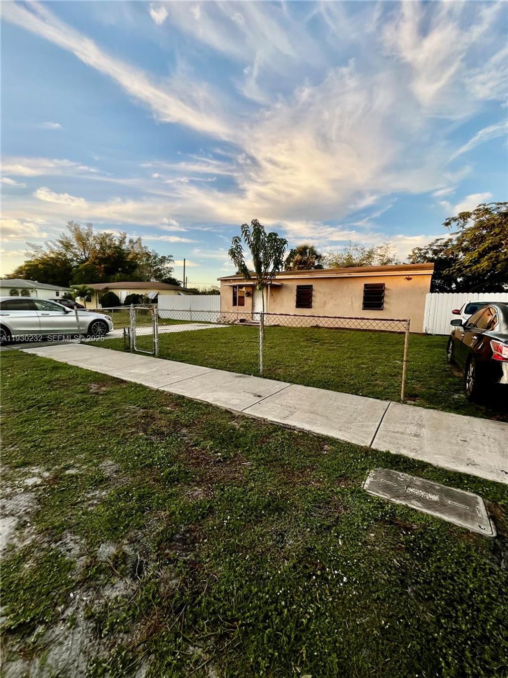 Photo of 1643 NW 12th Ct, Fort Lauderdale, FL 33311 (MLS # A11930232)