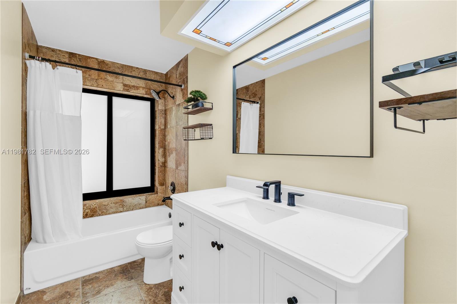 STONEBRIDGE PHASE 1 - Residential