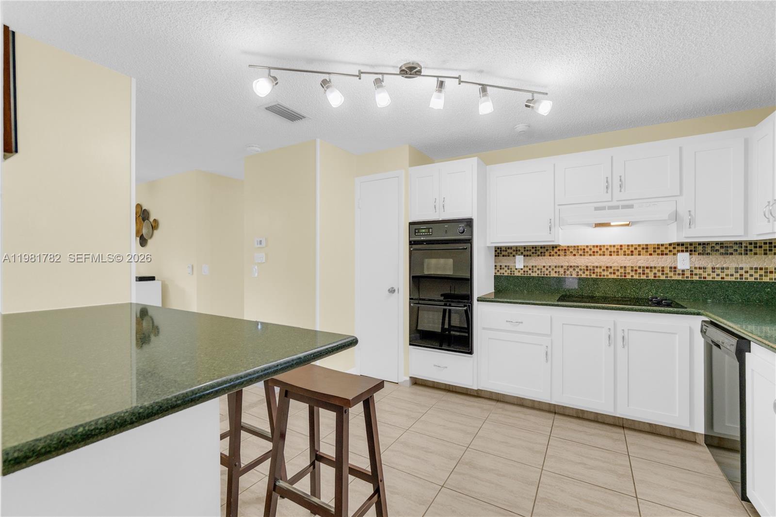 STONEBRIDGE PHASE 1 - Residential