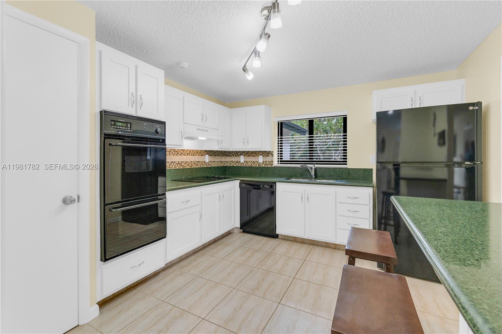 STONEBRIDGE PHASE 1 - Residential