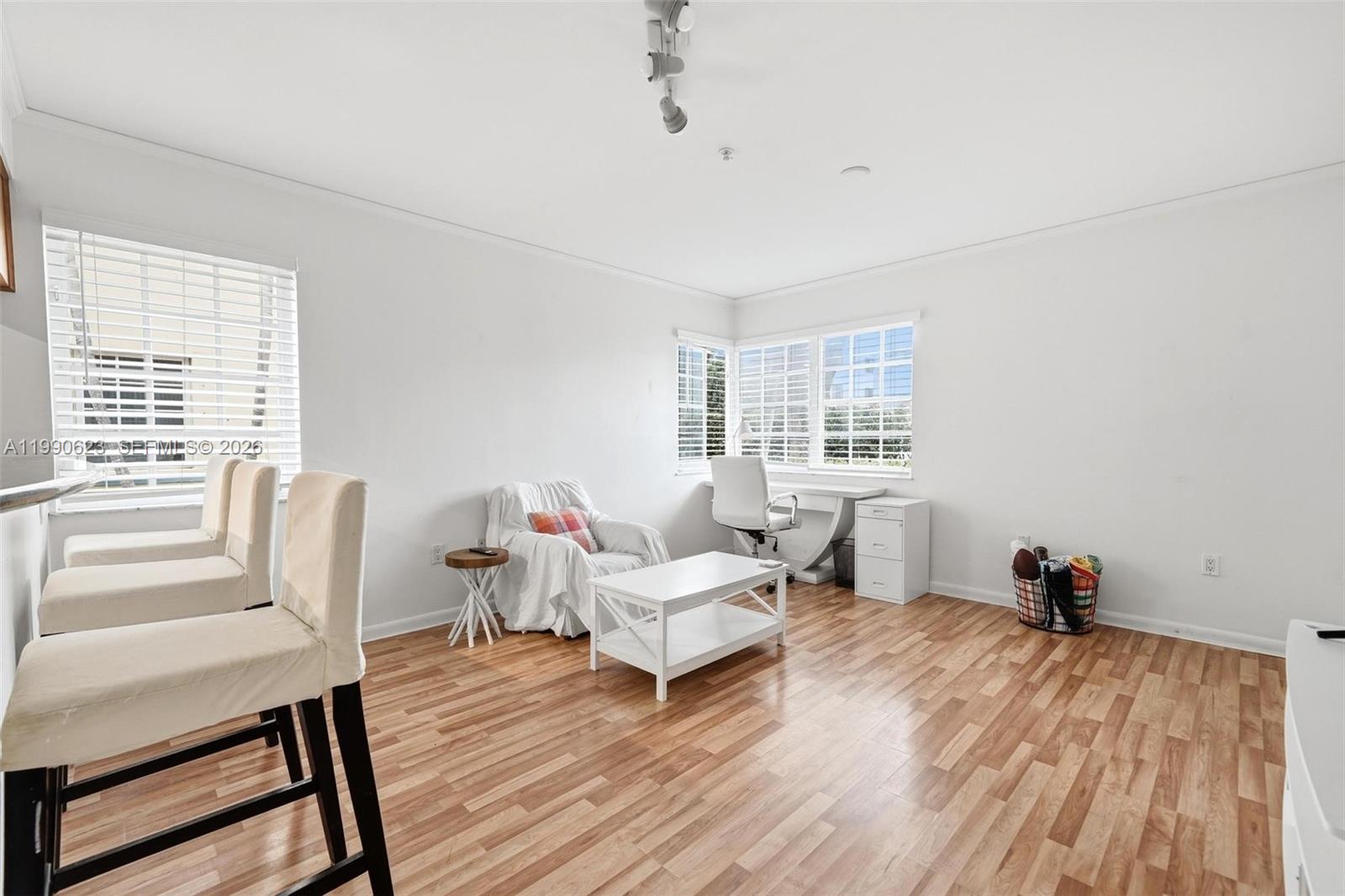 EUCLID 600 CONDO - Residential