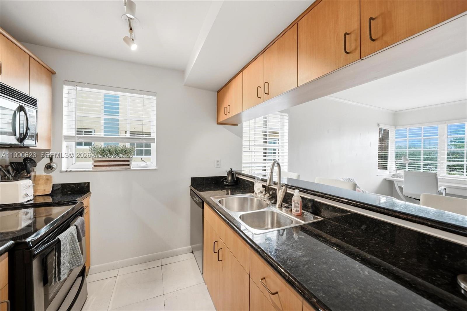 EUCLID 600 CONDO - Residential