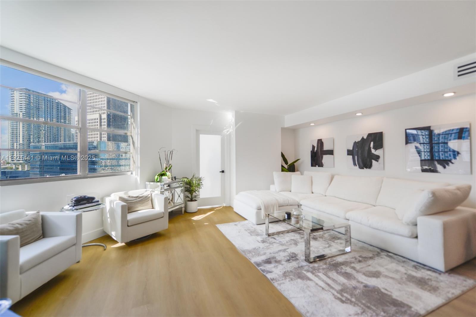 801 Brickell Bay Dr 1962