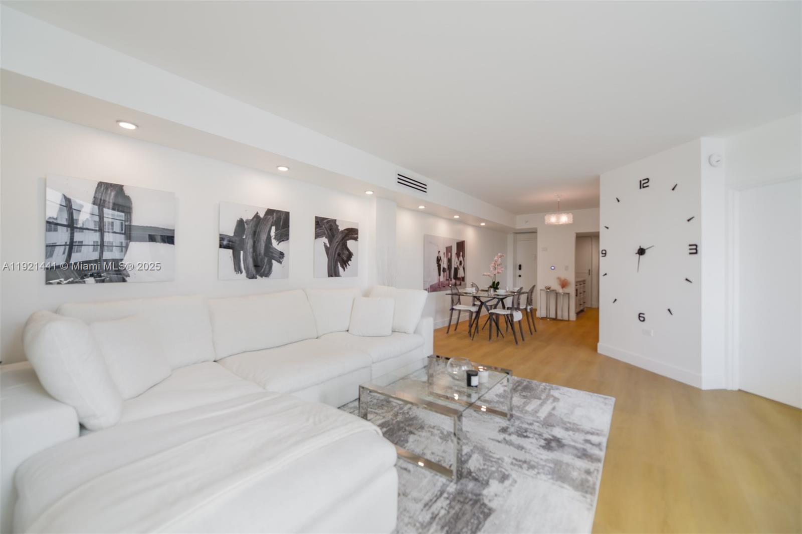 801 Brickell Bay Dr 1962