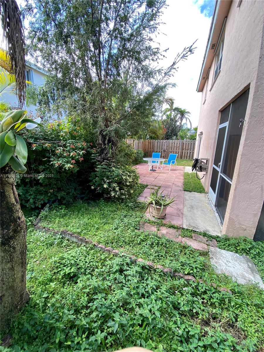 AMARETTO 1ST ADDN - Residential Lease