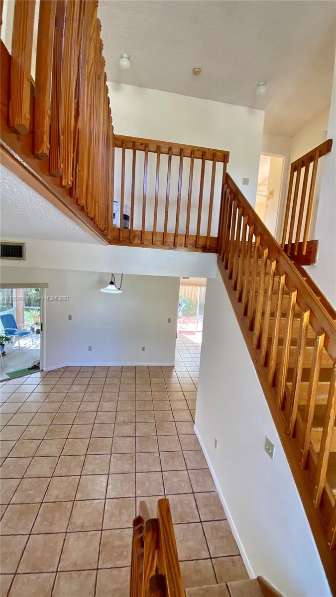 AMARETTO 1ST ADDN - Residential Lease