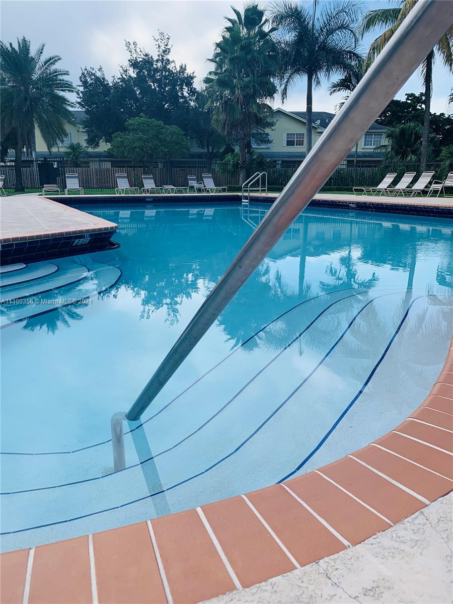 AMARETTO 1ST ADDN - Residential Lease