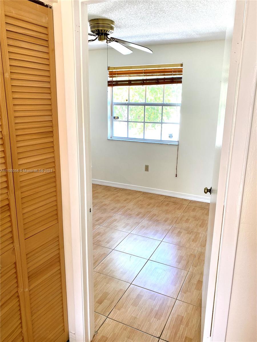 AMARETTO 1ST ADDN - Residential Lease