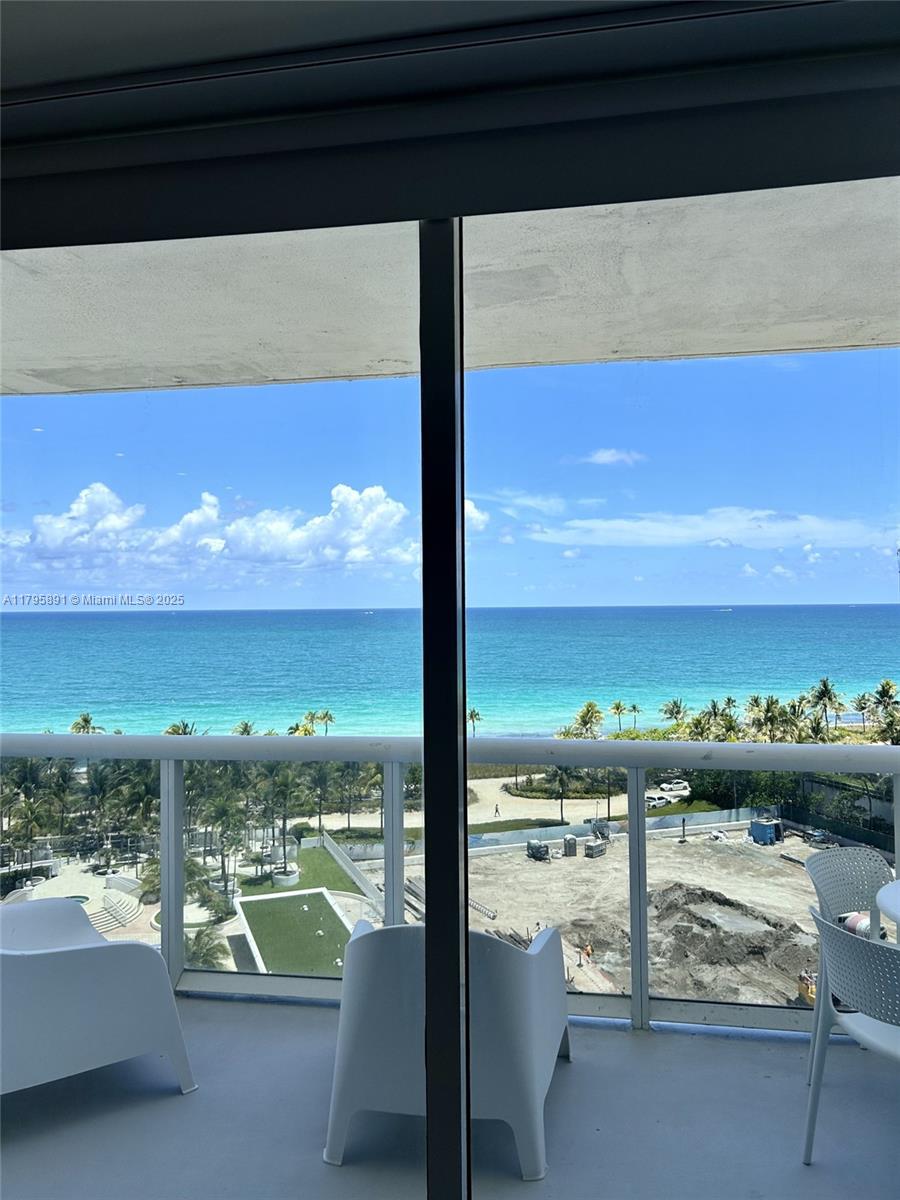 10275 Collins Ave 920