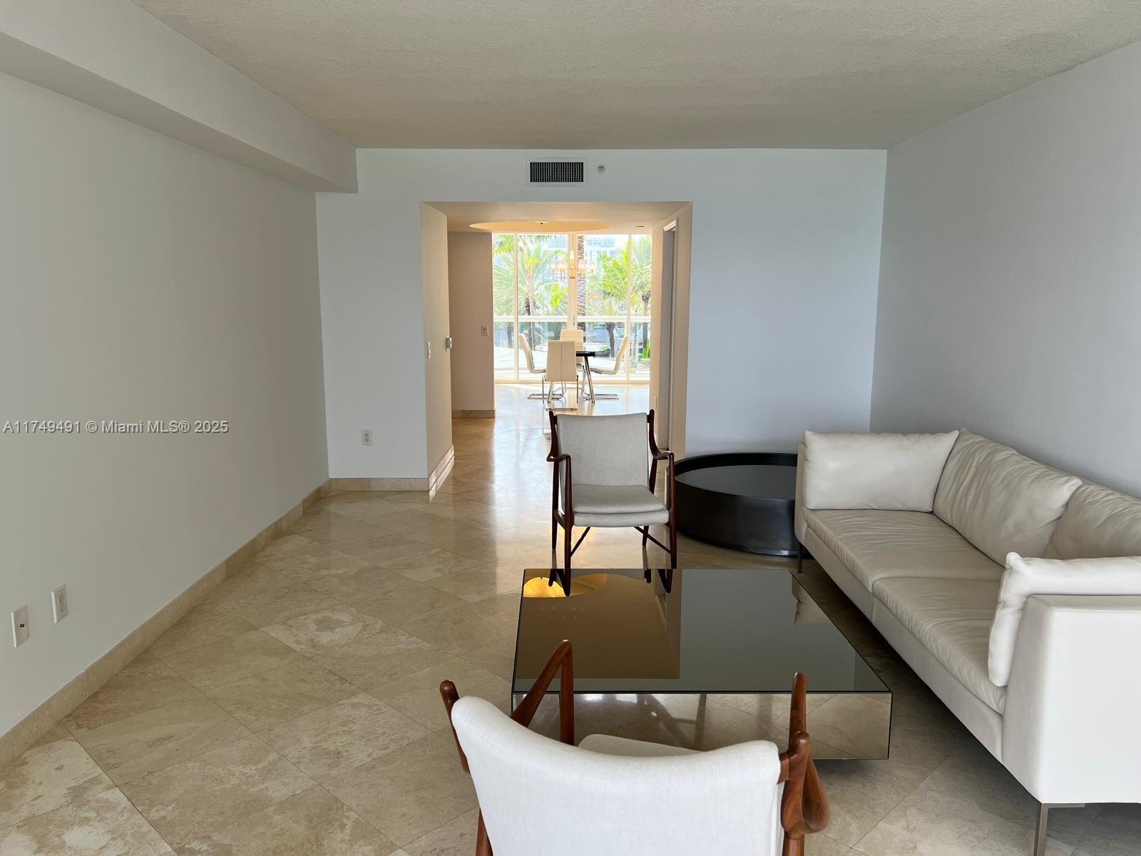 THE PINNACLE CONDO - Residential